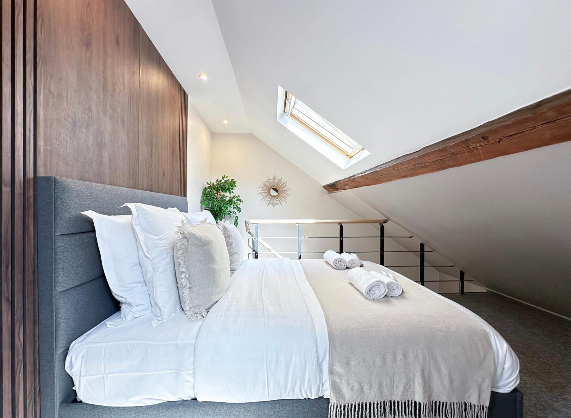 Stylish & Chic Duplex Near Eiffel Tower Apartment ปารีส ภายนอก รูปภาพ