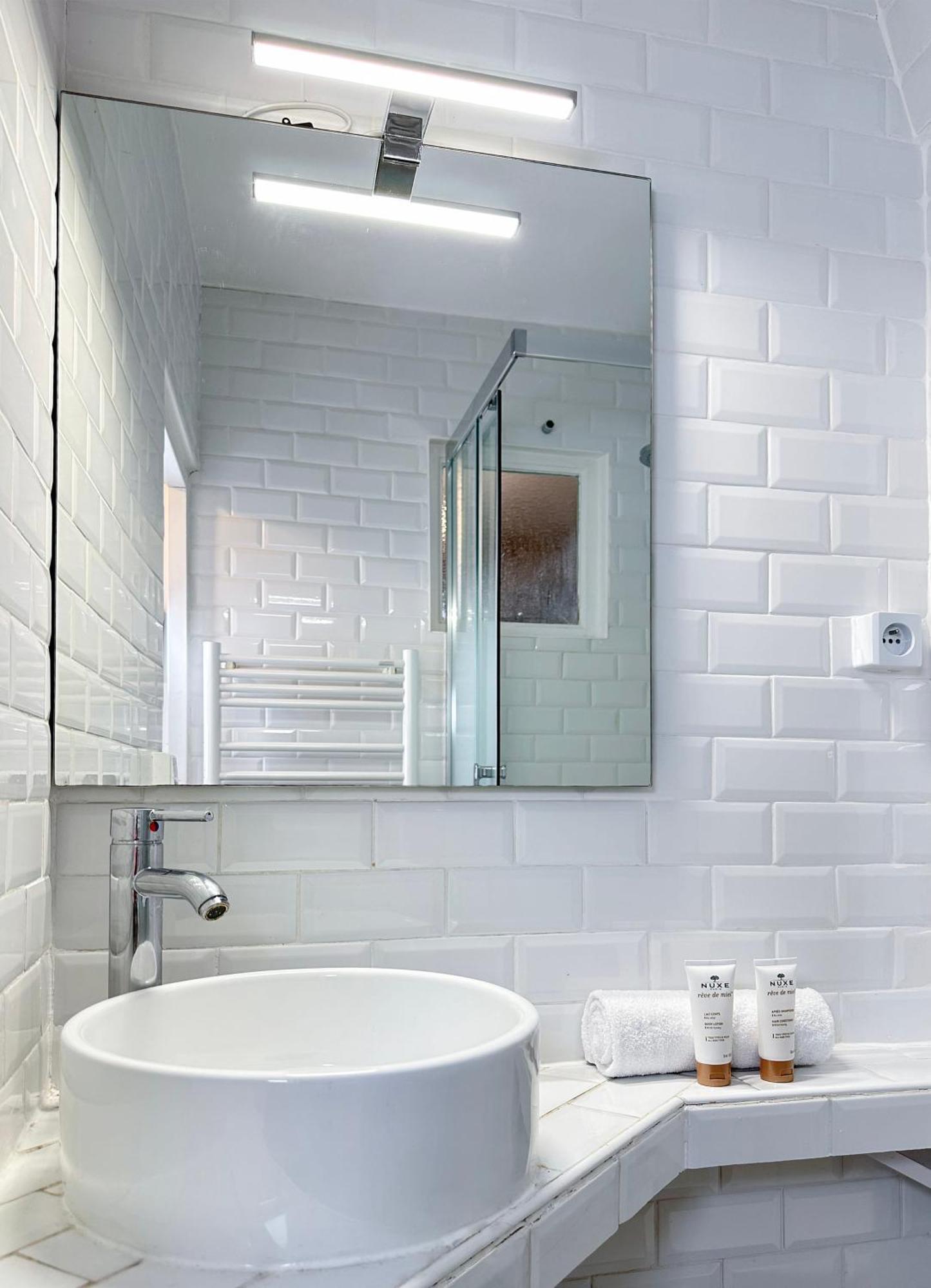 Stylish & Chic Duplex Near Eiffel Tower Apartment ปารีส ภายนอก รูปภาพ