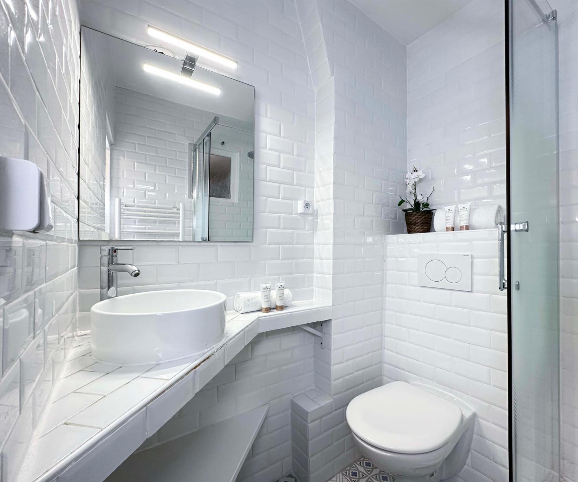 Stylish & Chic Duplex Near Eiffel Tower Apartment ปารีส ภายนอก รูปภาพ