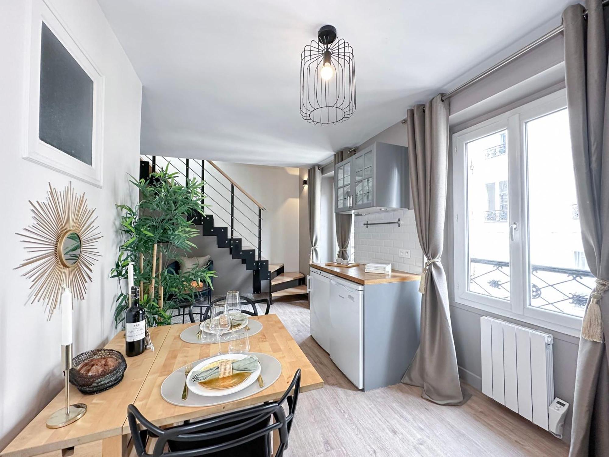 Stylish & Chic Duplex Near Eiffel Tower Apartment ปารีส ภายนอก รูปภาพ