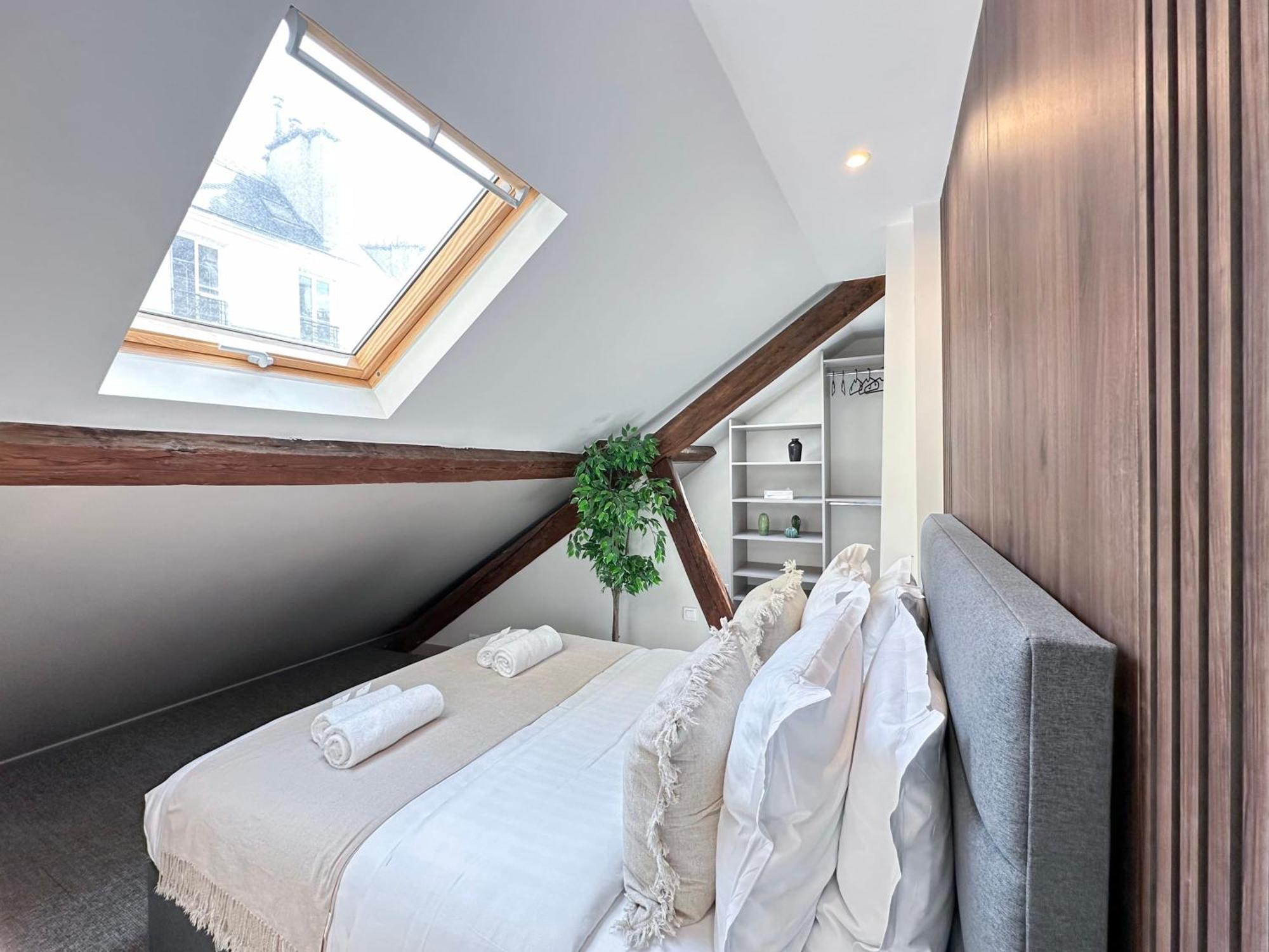 Stylish & Chic Duplex Near Eiffel Tower Apartment ปารีส ภายนอก รูปภาพ