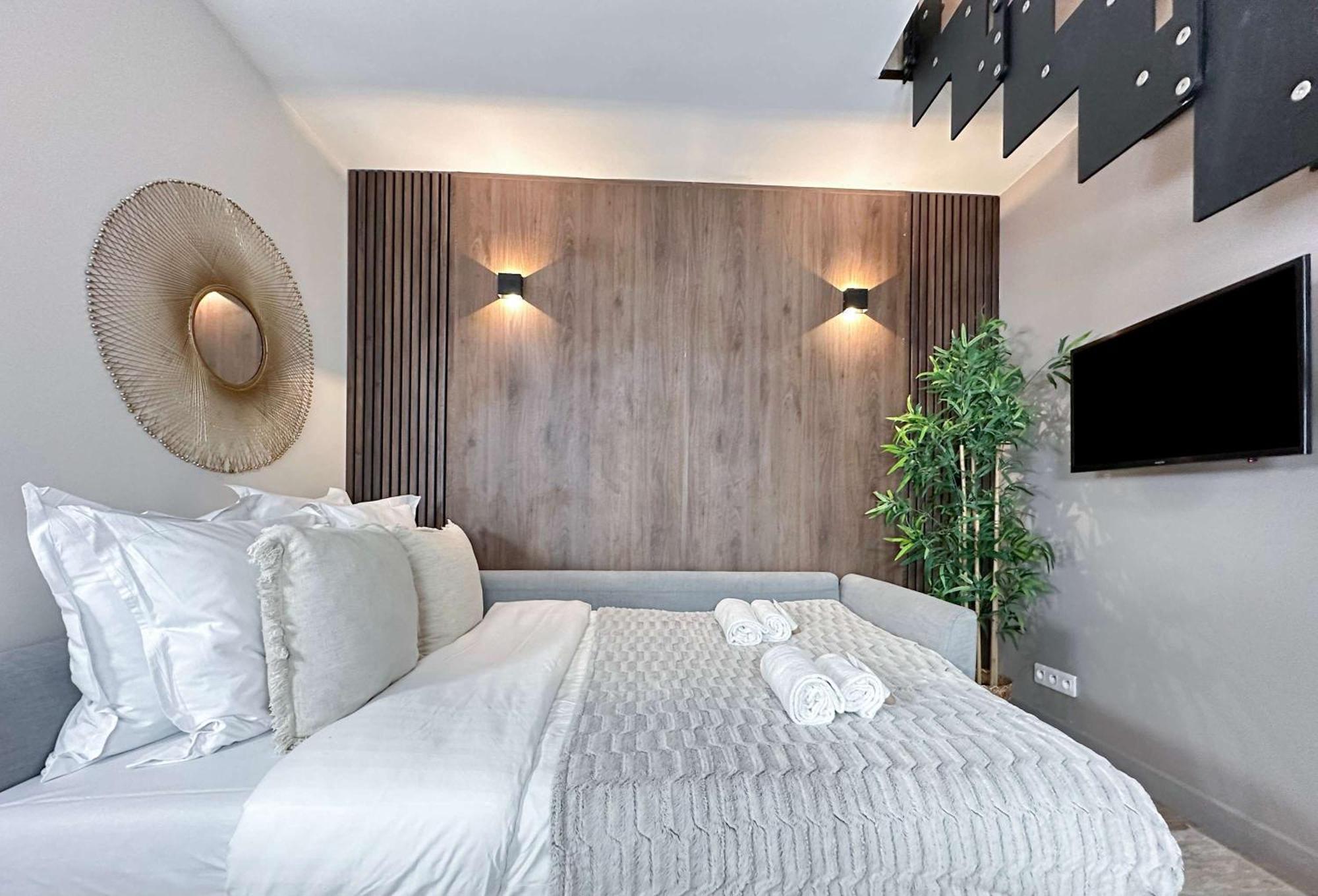 Stylish & Chic Duplex Near Eiffel Tower Apartment ปารีส ภายนอก รูปภาพ
