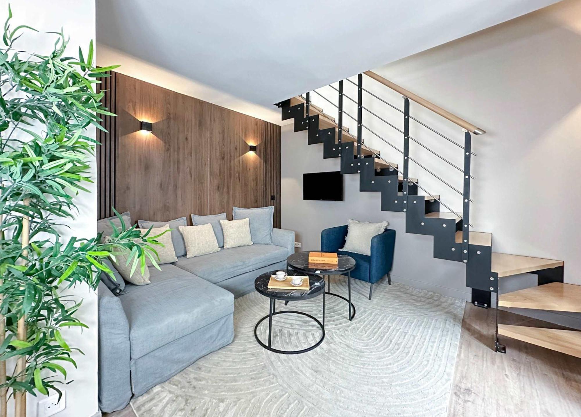 Stylish & Chic Duplex Near Eiffel Tower Apartment ปารีส ภายนอก รูปภาพ